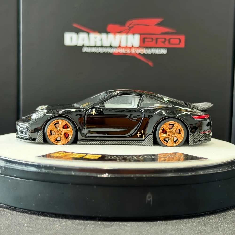 Фото Модель автомобиля PGM 1:64 Chopin DarwinPRO 992S из литого металла №3