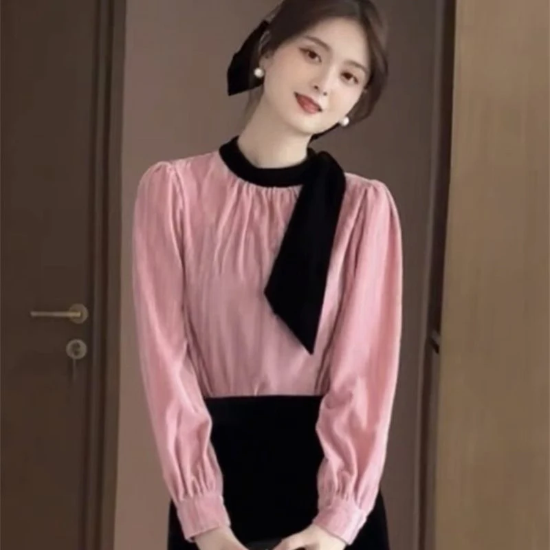 Женская бархатная рубашка с длинными рукавами и круглым вырезом