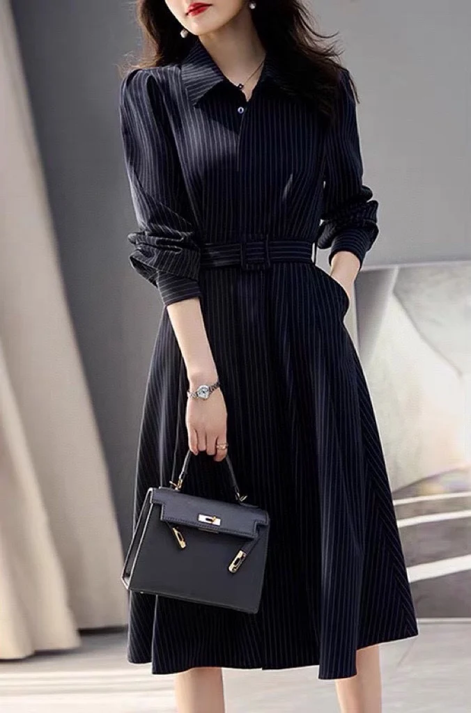 

2023 осень/зима модная новинка Женская одежда платье в полоску 0905