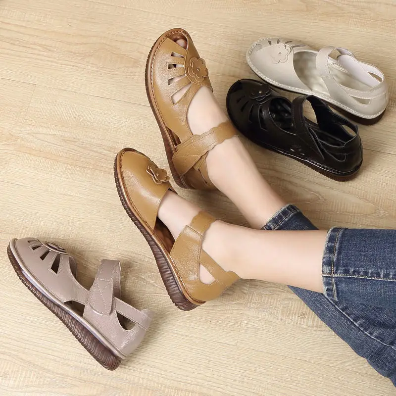 Leisure Ladies Summer Flats Shoes Comfortable Leather Mom Shoes Flowers Hollow Breathable Sandals Female Soft Sole Women's Shoes