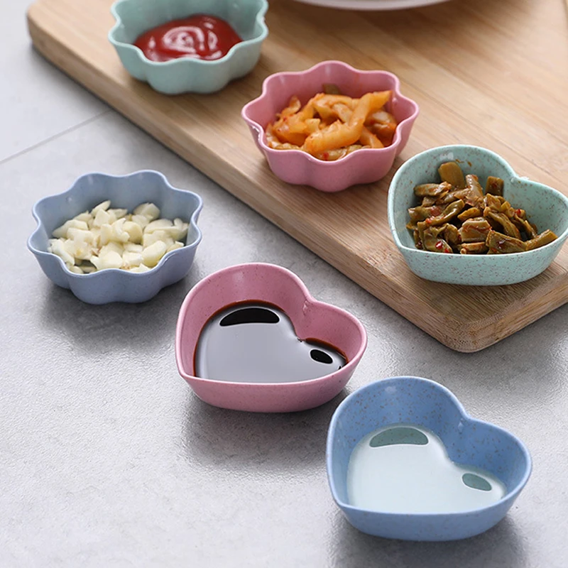 

Wheat Traw Heart-shaped Kitchen Food Sauce Dish Sauce Seasoned Mustard Wheatgrass Bowl Sauce Vinegar Taste Board Snack Plate