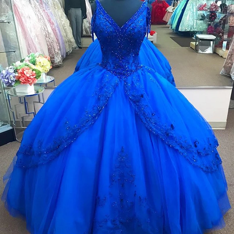 

Royal Blue Ball Gown Quinceanera Dresses V Neck Sequined Ruffles Princess Sweet 16 Dresses vestidos de 15 blancos