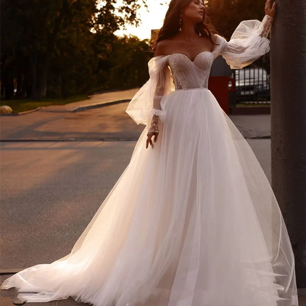 

Boho Bride Gowns Sweetheart Lace Applique Illusion Long Puff Sleeves Wedding Dresses Sweep Train Lace Up Back Vestido De Noiva