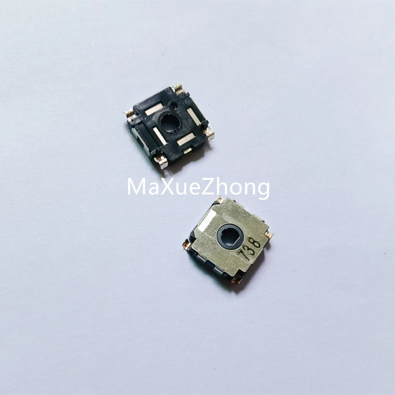 

Оригинальный новый 100% RDC803001A датчик положения типа сопротивления 360 градусов сопротивление 10K (переключатель)