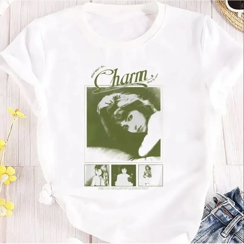 Фото Футболка Clairo Charm Abum №1