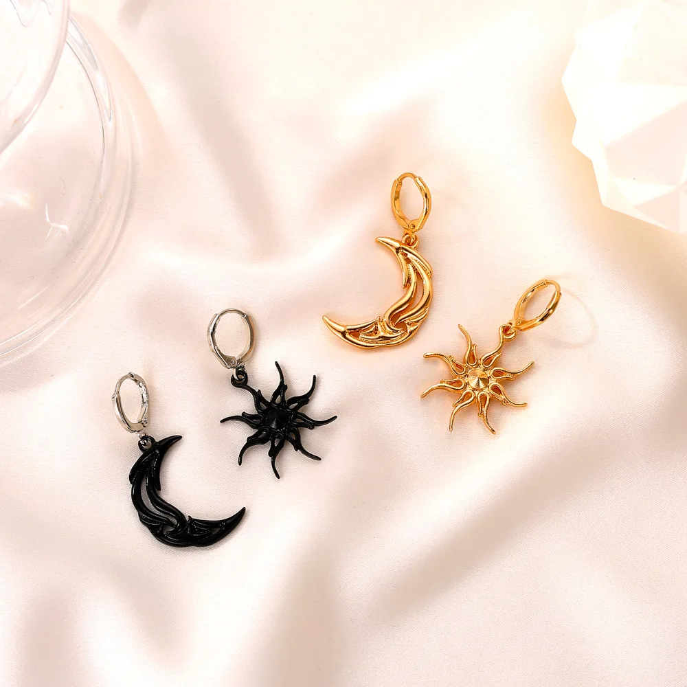 

New Sun Moon Dangle Earring Asymmetric Abstract Star Drop Earrings for Women Short Hollow Earings Brincos Fashion Jewelry