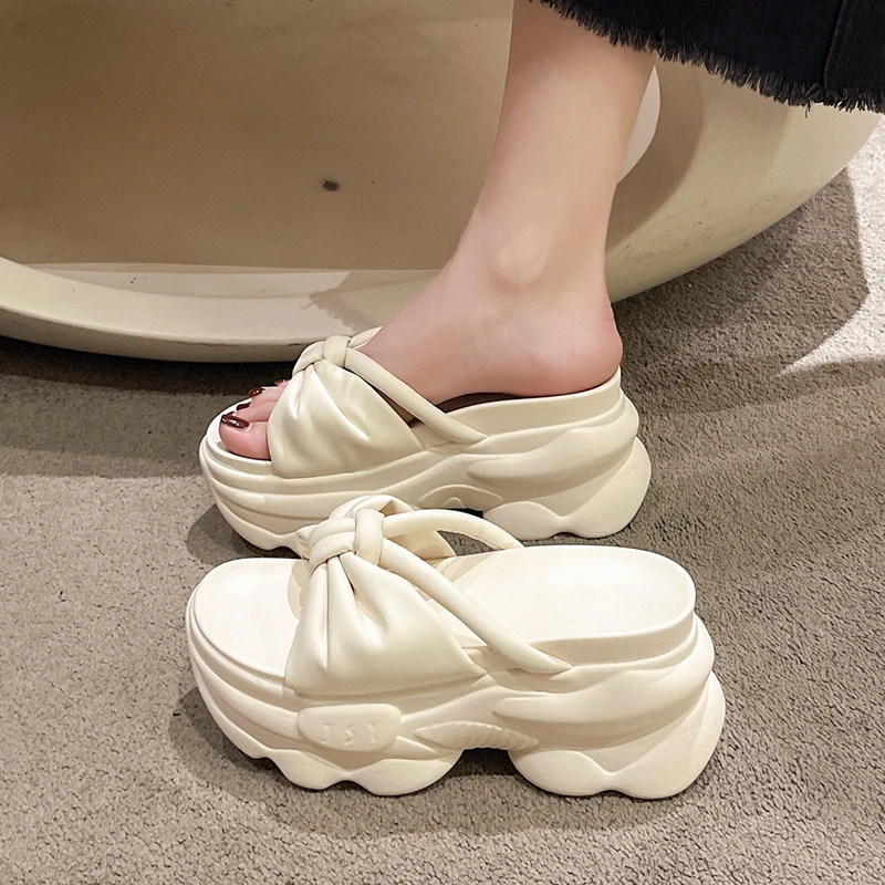 

2023new Butterfly Knot Dec Wedge Heel Women Slippers Concise Solid Color Height Increasing Slides New Platform Women Sandal Shoe