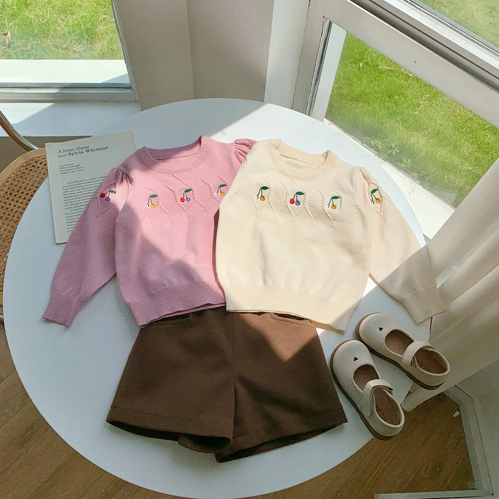 Свитер для маленьких девочек свитер с цветочной вышивкой трикотажная одежда