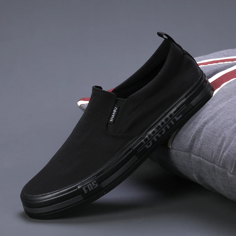 Рисунок 6 - Мужская обувь, холщовые туфли с низкой подошвой