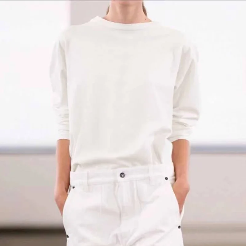 

Solid Color Loose Round Neck Long Sleeve Women T-shirt