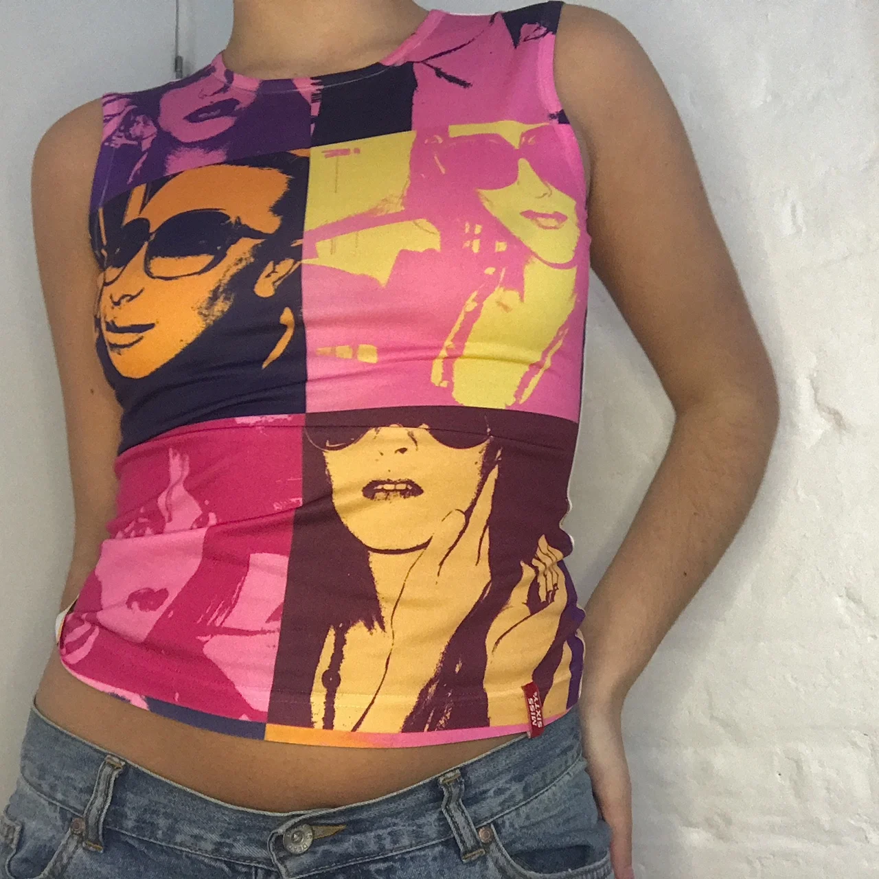 

Summer Women Art Print Wrapped Tank Sleeveless Round Neck Face Printed Tops Casual Street Spring Crop Vest