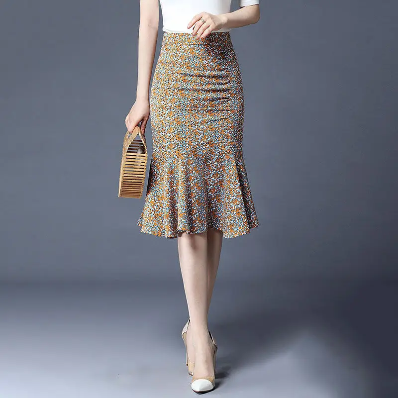 

Women 2022 Summer Vintage Floral Print Mermaid Skirt Female Fashion Slim Fit Hips High-waisted Skirt All-match Ruffles Skirt H66