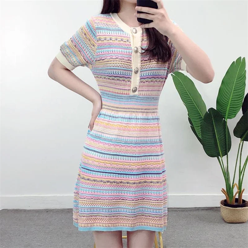 

diamond single-breasted knit dress women's 2022 summer new round neck wave stitching ice silk knitted dress