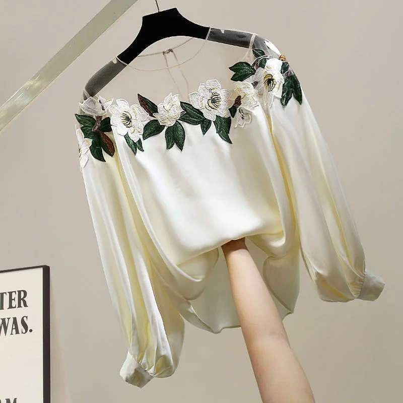 

Роскошная сетчатая сатиновая рубашка с цветочной вышивкой, милая блузка из искусственного шелка с длинным рукавом, свободные глянцевые уко...