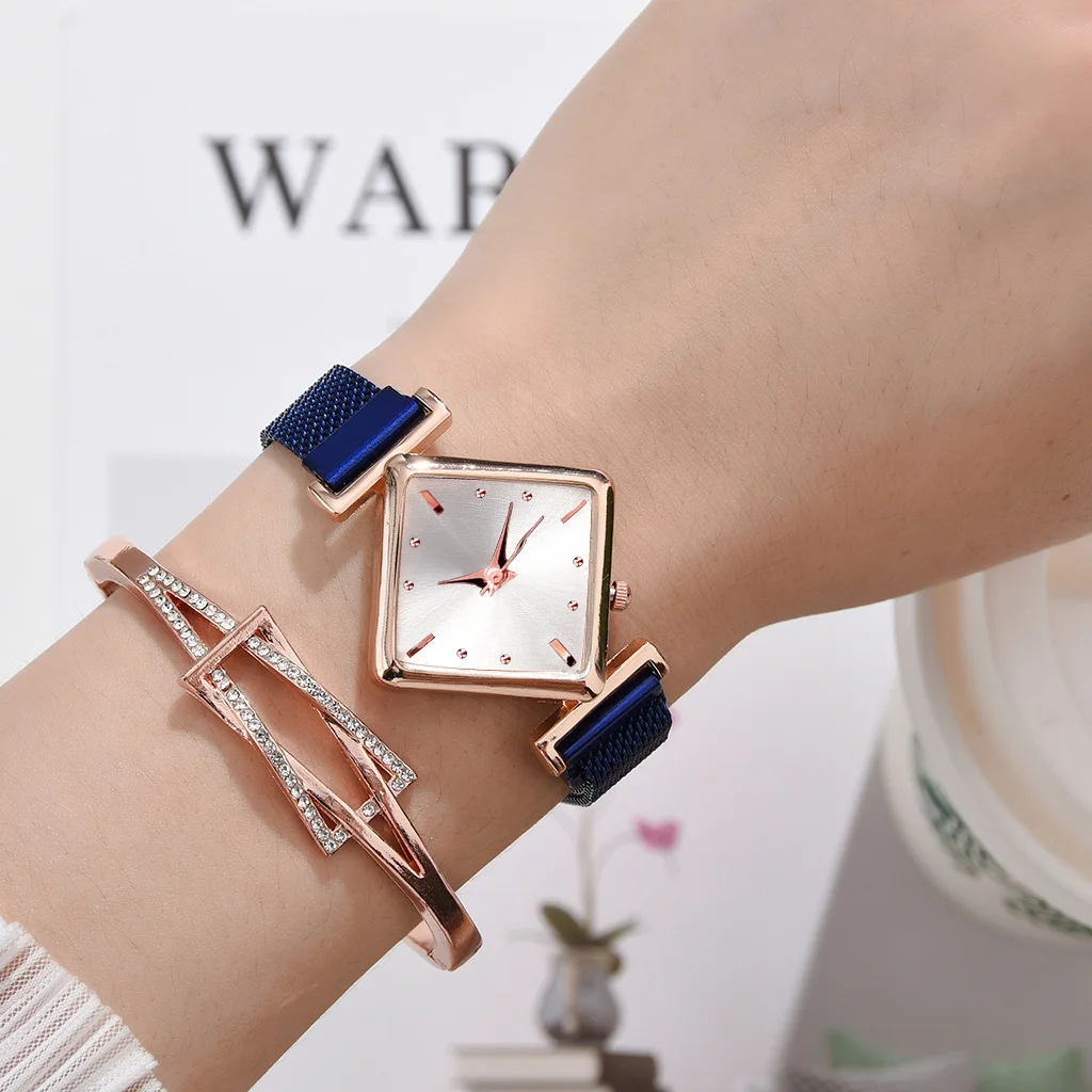 

Reloj Mujer Luxury Female Watch New Ladies Square Head Fashion Watch Set Alloy Band Ladies Personality Simple Quartz Women Watch