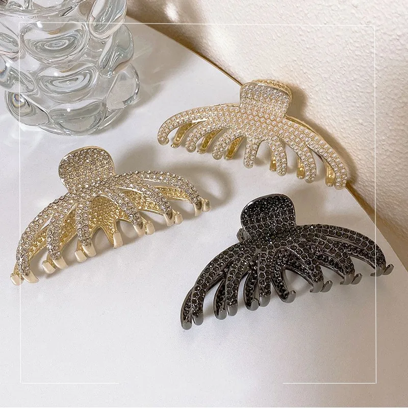 

New Fashion Metal Geometric Hair Claw for Women Luxury Rhinestones Clips Hair Styling Barrettes Hyperbole Party Hair Accessories