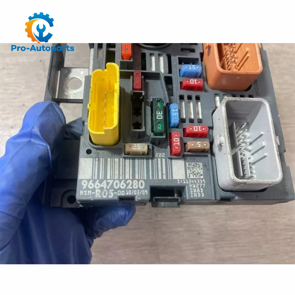 9664706280 Совершенно новый блок предохранителей двигателя в сборе для Peugeot 307 308 408 807