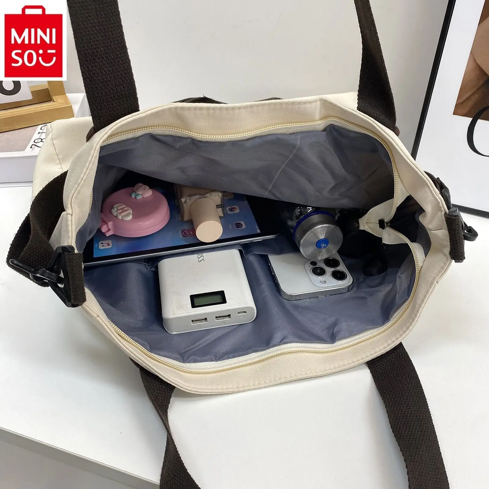 MINISO Холщовая Сумка-тоут с изображением Диснея Микки модная вместительная