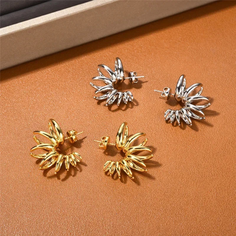 

2023 новые модные латунные золотые и серебряные серьги неправильной формы для женщин ювелирные изделия дизайнерский бренд панк готический тренд