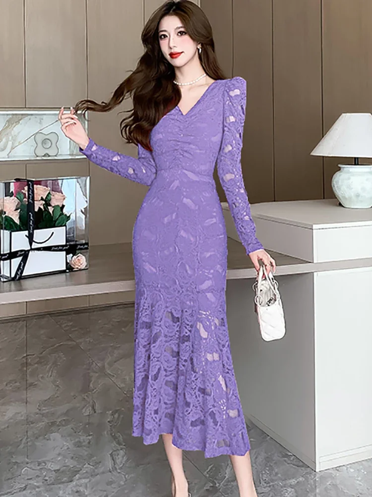 Белое кружевное платье с v-образным вырезом и длинными рукавами женское