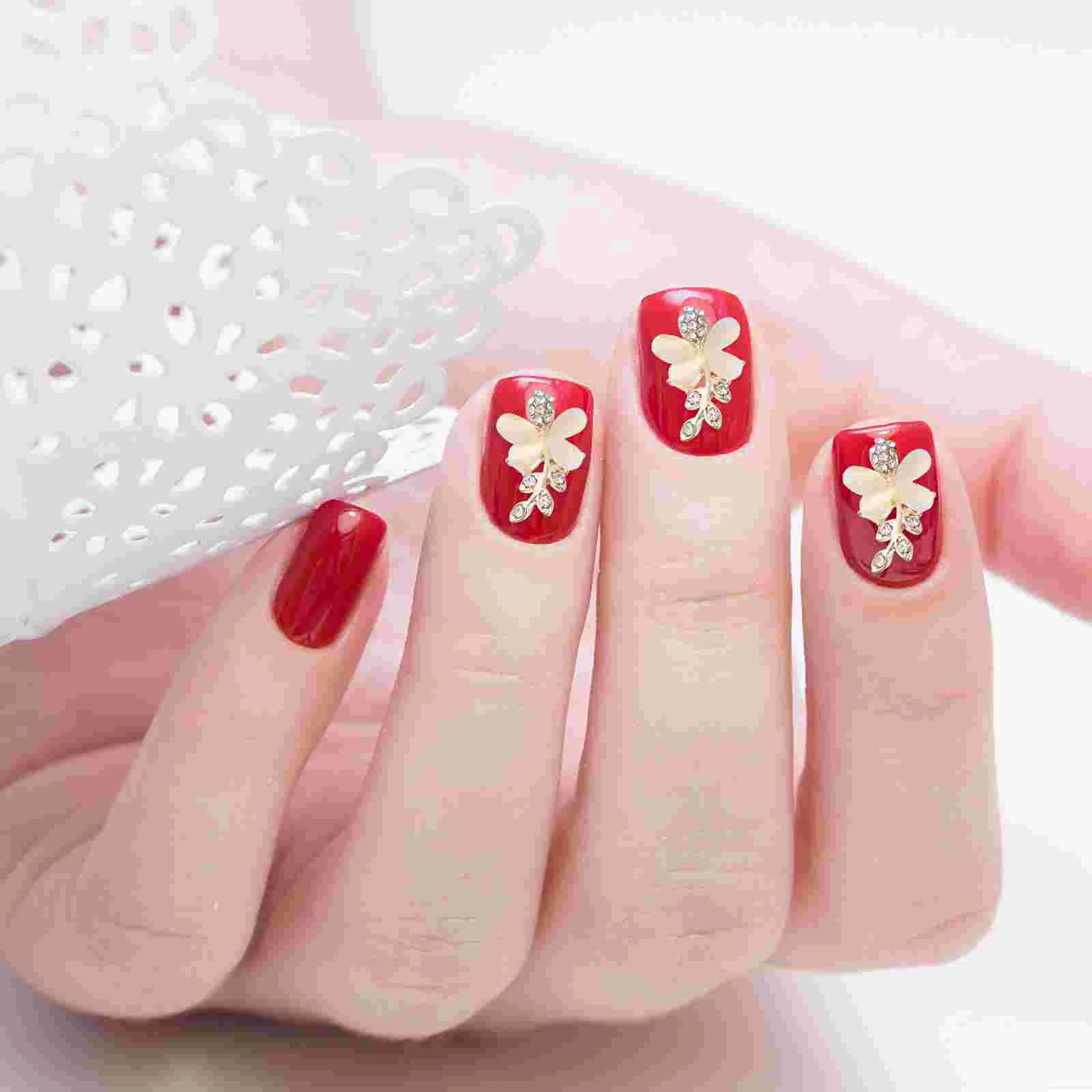 

10pcs Nail Delicate Decoratve Decor Gems Rhinestones for Woman Lady Girl