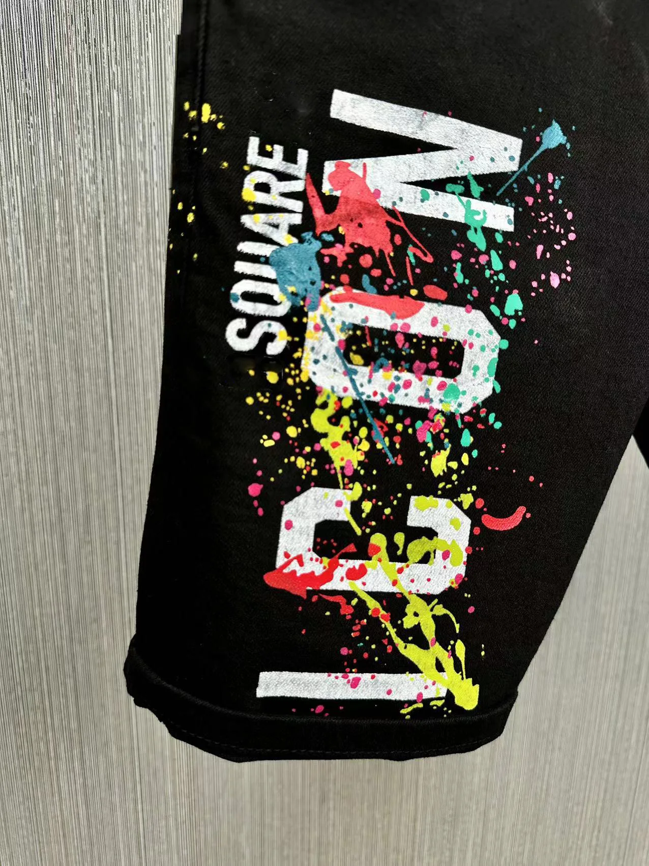 2023 summer new D2 men's denim shorts fashion washed holes D2 jeans fashion men's capris slim micro elastic