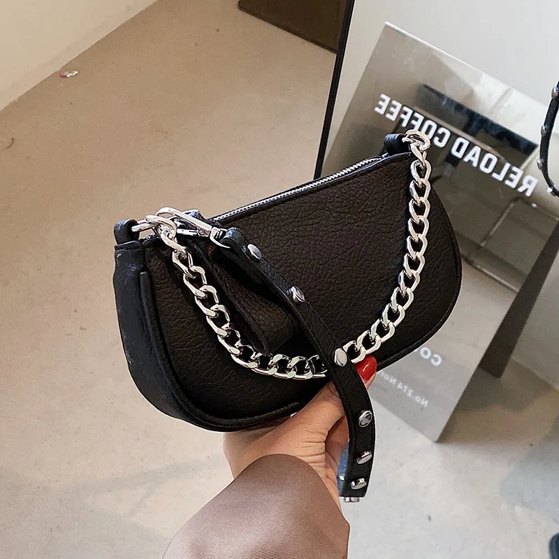 

Ladies casual retro shoulder bag fashion chain bag silver chain handbag autumn and winter new messenger bag retro women's bag