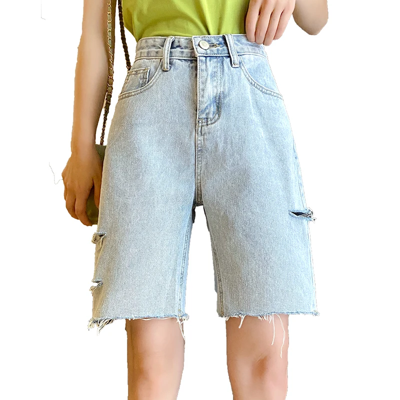 Female Fashion Slim 5-Point Perforated Denim Shorts Women'S 2022 Summer New Korean Loose A-Shaped Wide Leg Versatile Raw Pants