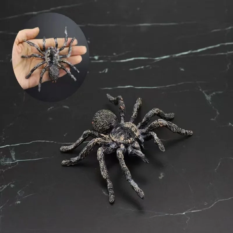 

9.5cm Fake Realistic Spider Horror Halloween Haunted House Hotel Interior Props Tricky Spoof Scary Insect Model Holiday Dress