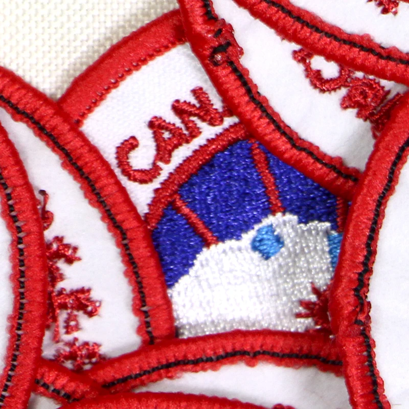 

6.5x6.5cm Blue Red Bird Round Canada Icon English Embroidery Applique Patches For Clothing DIY Iron on Patch on the stickers