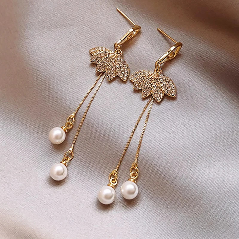 Новинка модные серьги-подвески золотого цвета с металлическим блеском несколько