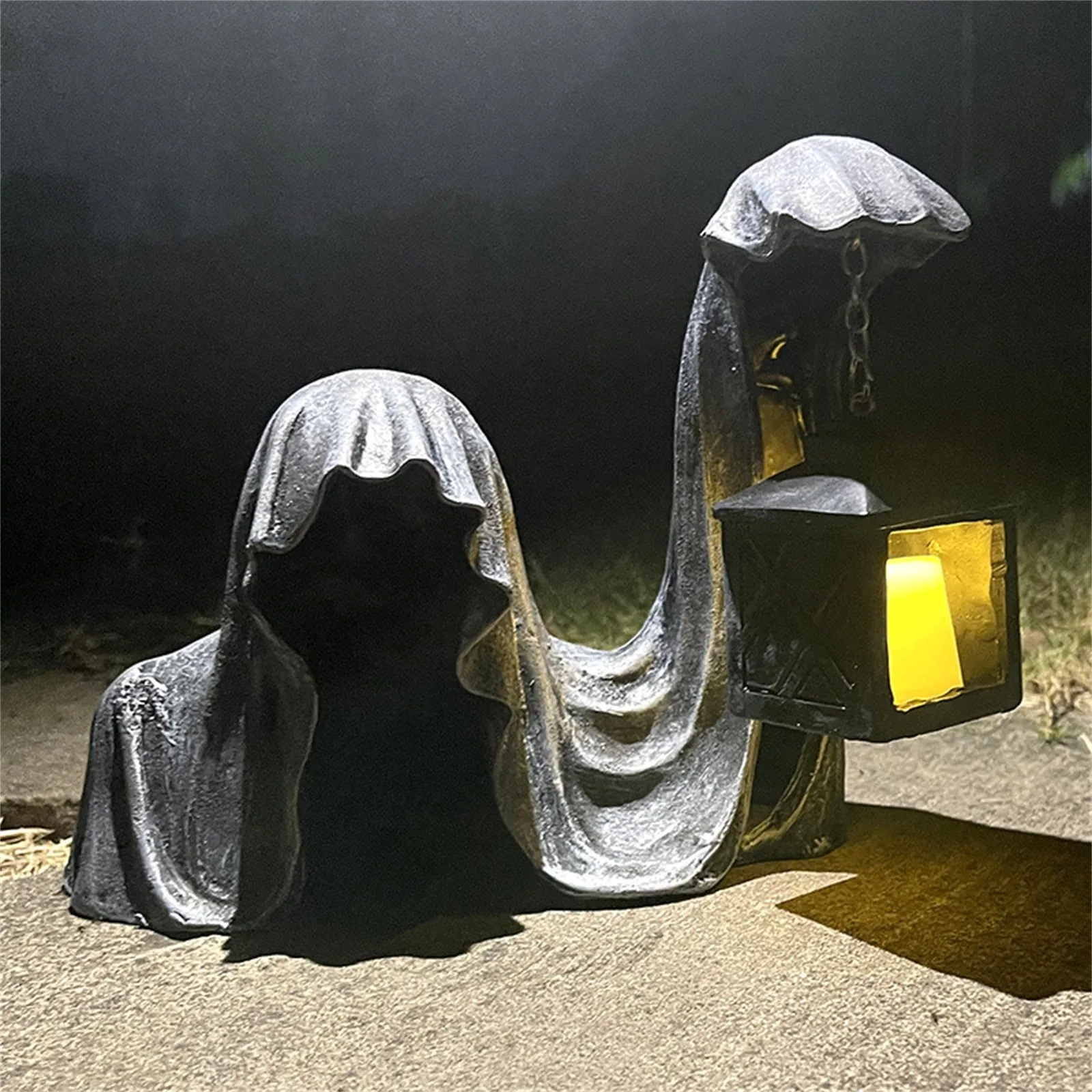 

Ground Reaper With Lantern Resin Ornament Decorative Lantern Ghost Sculpture Statue Halloween Party Statue Outdoor Decorations