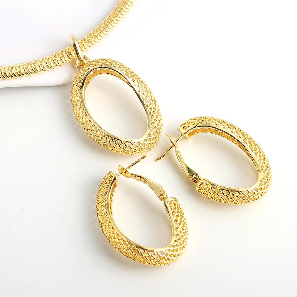 

Simple Fashion Jewelry Sets for Women Morocco Turkish Hoop Earrings Choker Necklace Gold Plated Wedding Party Anniversary Gift