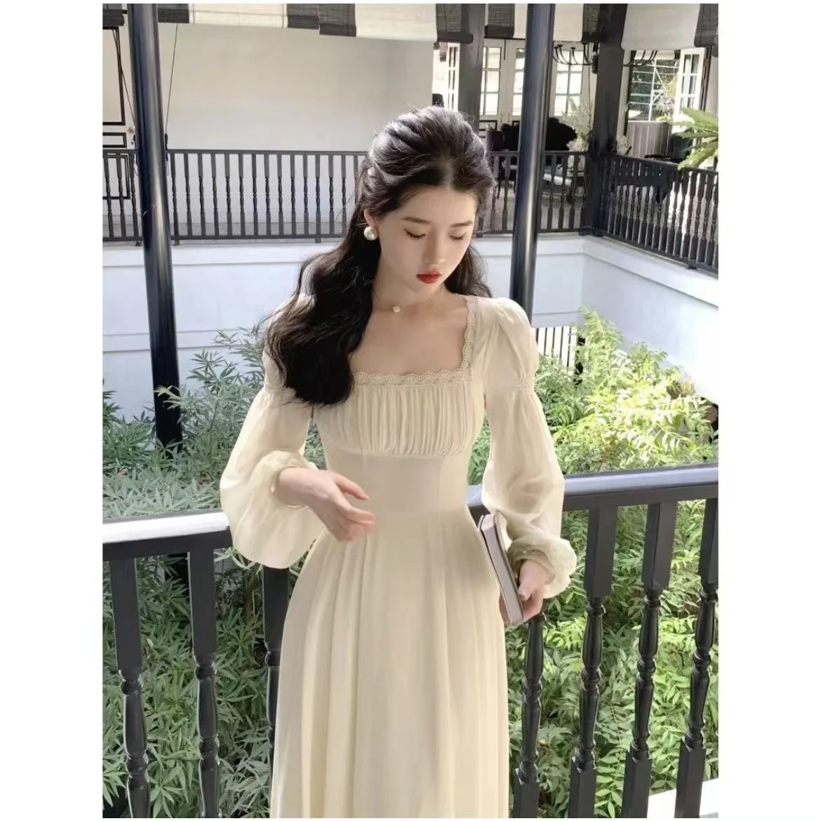 

Retro gentle atmosphere medium length long sleeve dress design sense waist shrink show thin A-line female Dress 2023 spring