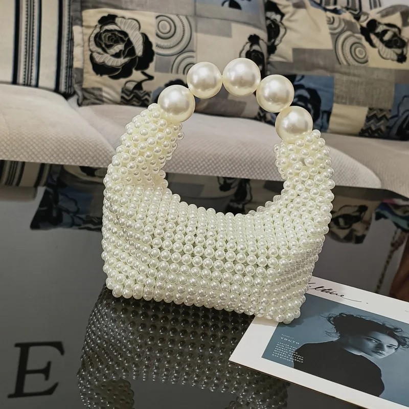 Handmade Pearls Bag Luxury Beaded Women Handbag Big Pearl Handle Evening Bags for Women Hollow Woven Beading Bag Pillow Clutch