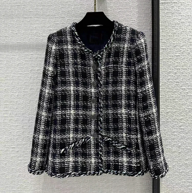 

European and American women's clothes 2023 spring new Long sleeve V-neck black single breasted fashion Tweed coat