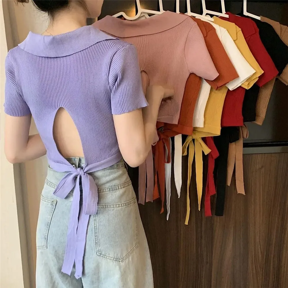 

Футболка женская облегающая трикотажная с V-образным вырезом и коротким рукавом