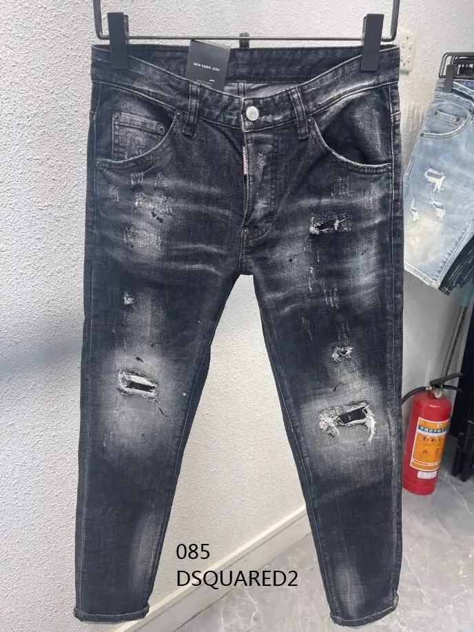 

Dsquared2 - Casual Cotton Denim, Everyday Street Fashion Dark Grey Jeans, Men Women, Light Stretch Buttons 085