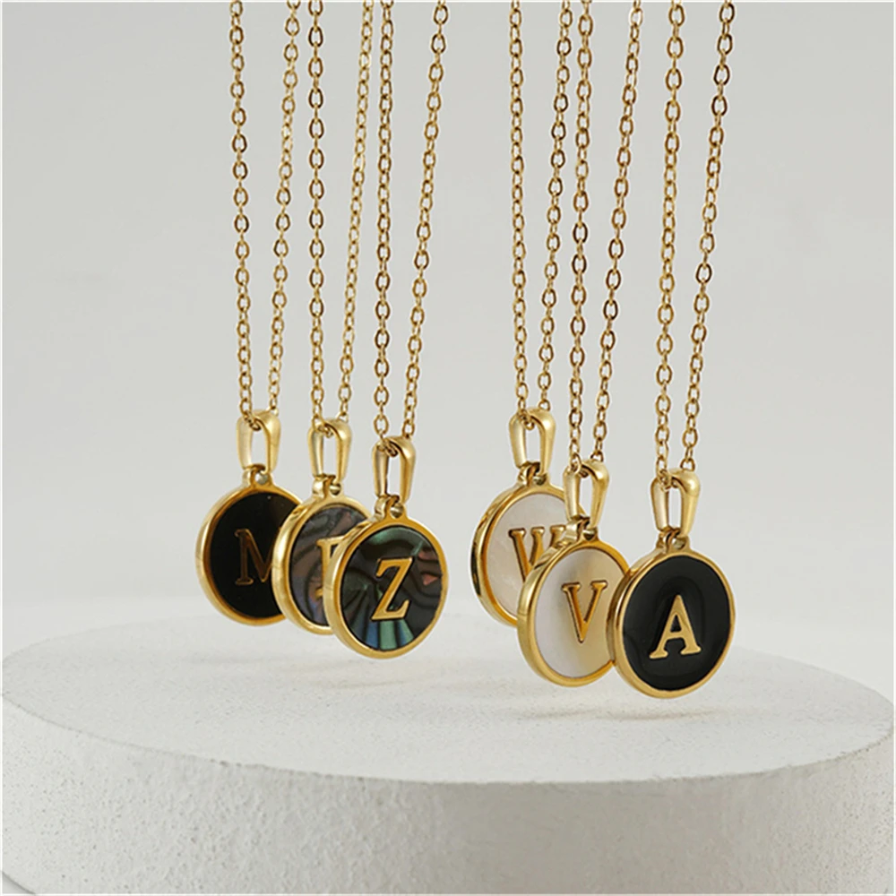 Round A-Z Letters Necklaces for Women Men Gold Plated Initial Pendant Gold Chain Black Shell Letter Jewelry Necklace wholesale