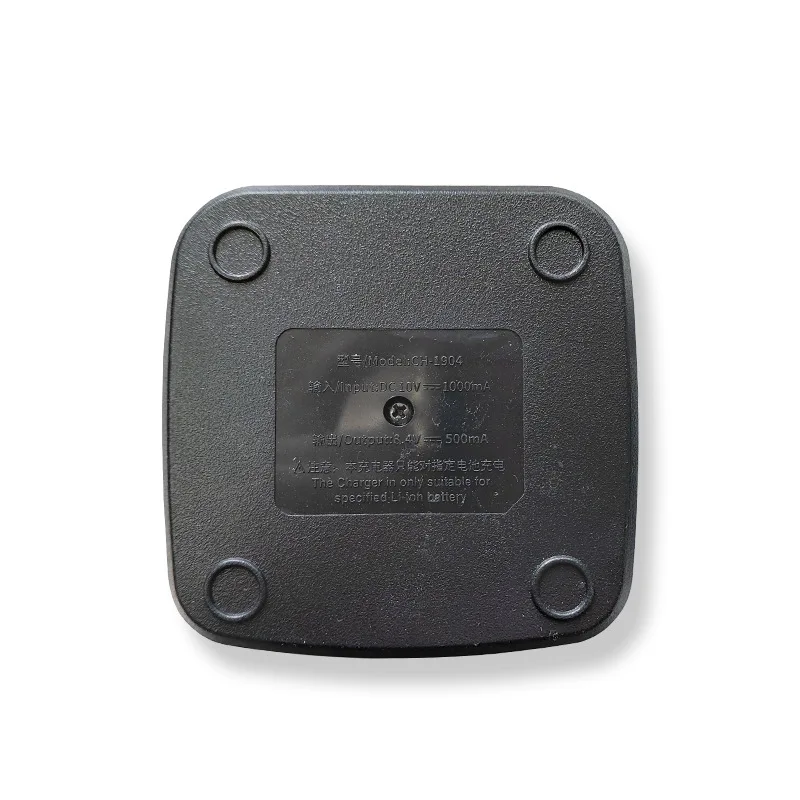 Оригинальное зарядное устройство BAOFENG BF-1904 для рации с вилкой