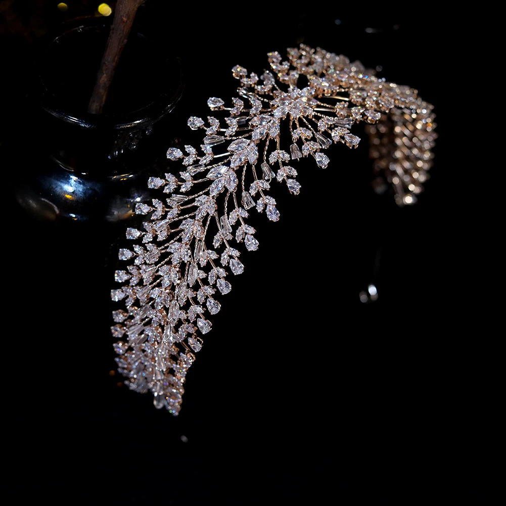 Повязка на голову женская с кристаллами модная свадебная диадема листьями