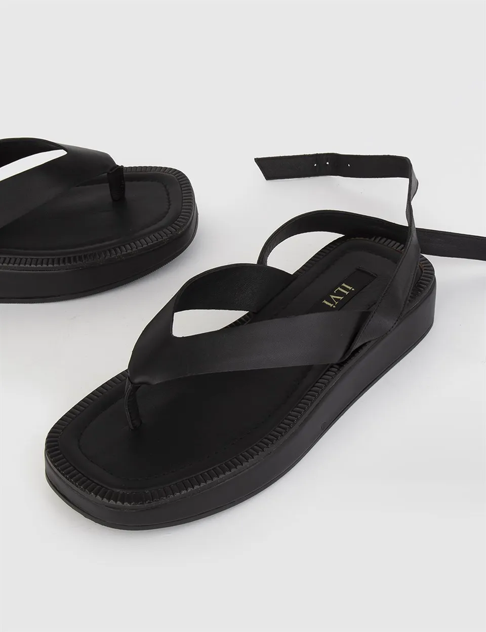 

Женские туфли ILVi из натуральной кожи ручной работы из черной кожи, весна/лето 2022