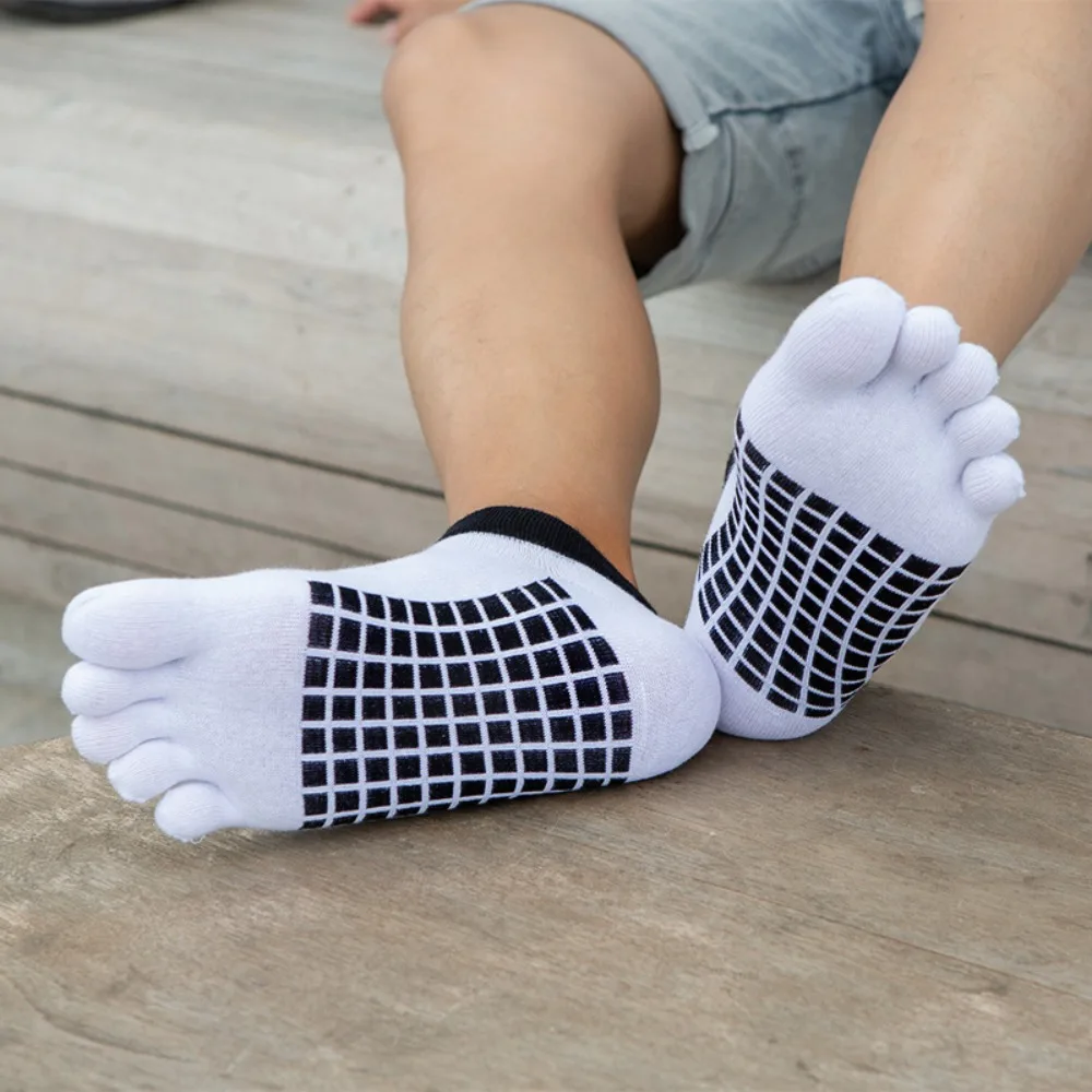 

Модные дышащие спортивные тонкие поглощающие Пот Мужские носки, короткие носки, хлопковые носки с пятью пальцами