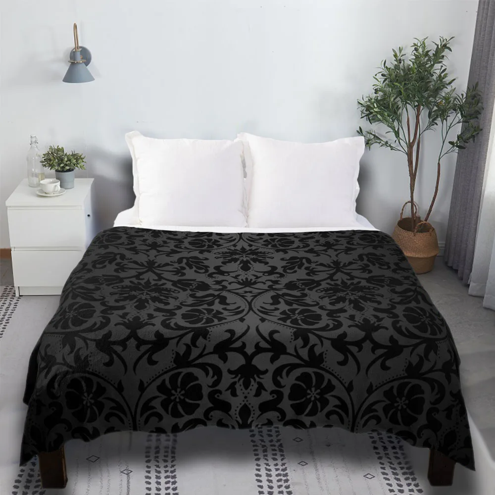 

Black Floral Damask Cheap Fashion Home Decor Fur Luxury Woven Throw Blanket