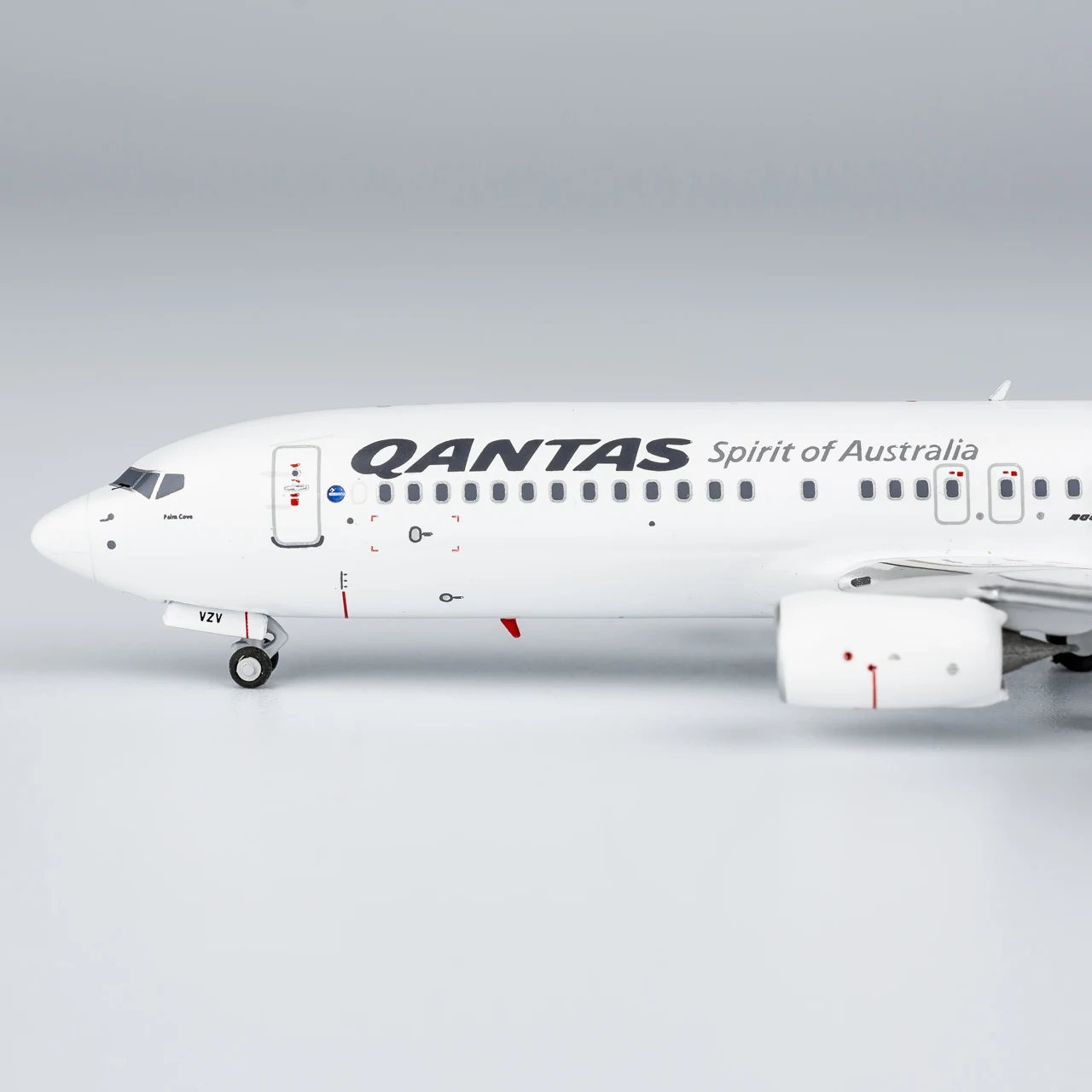 Коллекционный самолёт из сплава 58237 подарок NG модель 1:400 Qantas Airlines Боинг литый под