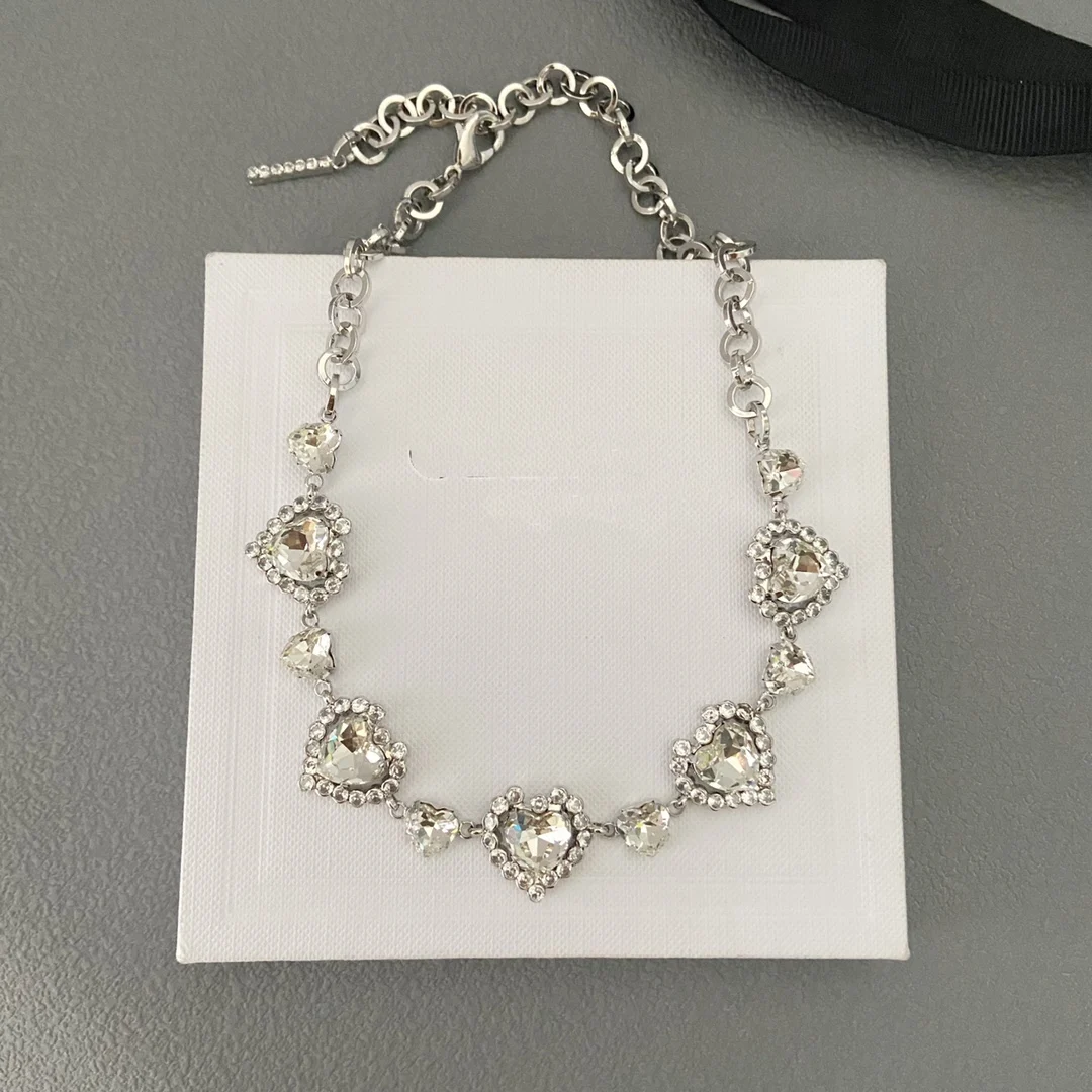

European and American popular love necklace