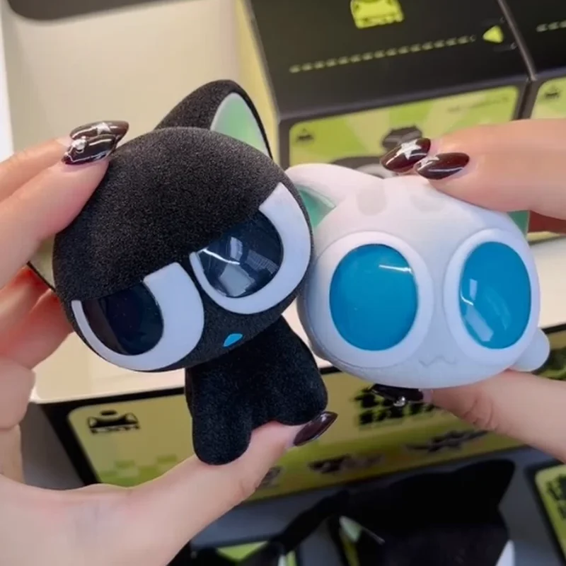 Фото НОВИНКА Оригинальная коллекционная фигурка Mstarsp La Please Pet The Fluffy Xiaohei Series Flocked Blind Box Luo Xiaohei, модная игрушка, милый подарок, 8-9 см №5