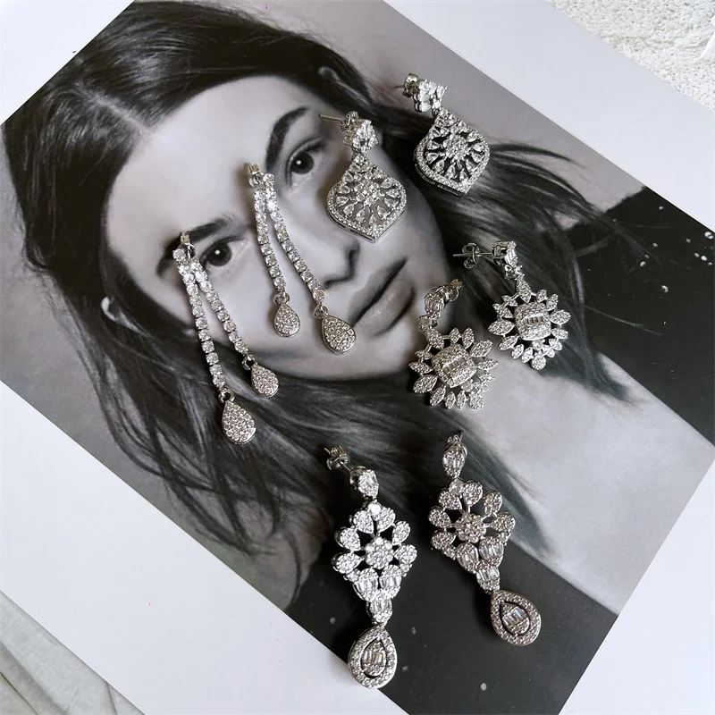 Европейский и американский ретро-дизайн с выдолбленным цирконом