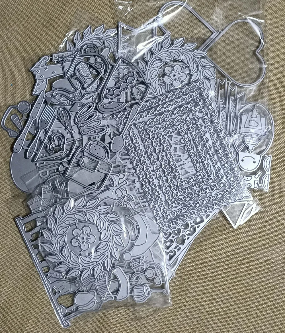 

5Pcs Random Do not repeat Metal Cutting Dies Scrapbooking Die Cut for DIY Photo Album Card Craft Paper Embossing Stencils