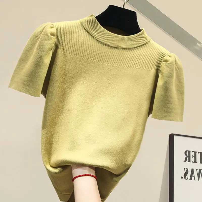 

Женская футболка с круглым вырезом, белая или черная тонкая Повседневная хлопковая футболка с коротким рукавом, модель 2022 в Корейском стиле...